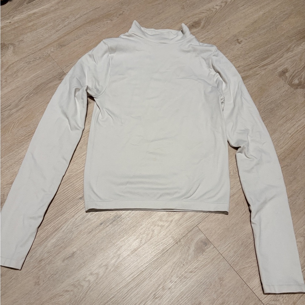 Smooth Cropped Mockneck Women's Top